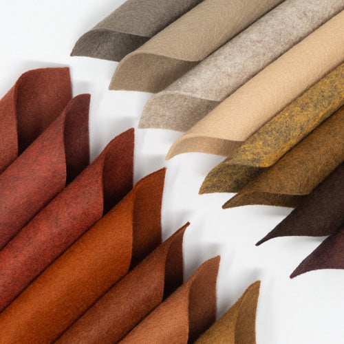 15 Piece Brown Collection Over The River Felt